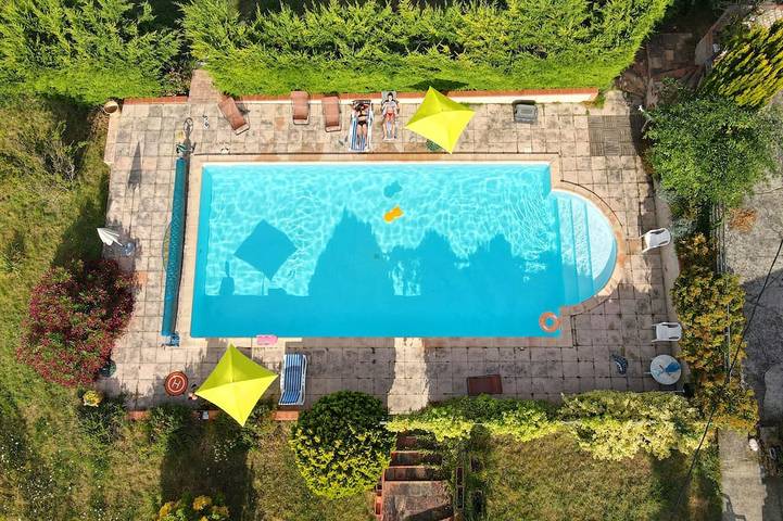 Gîte pour 7 personnes, avec Terrasse à Clermont-Savès