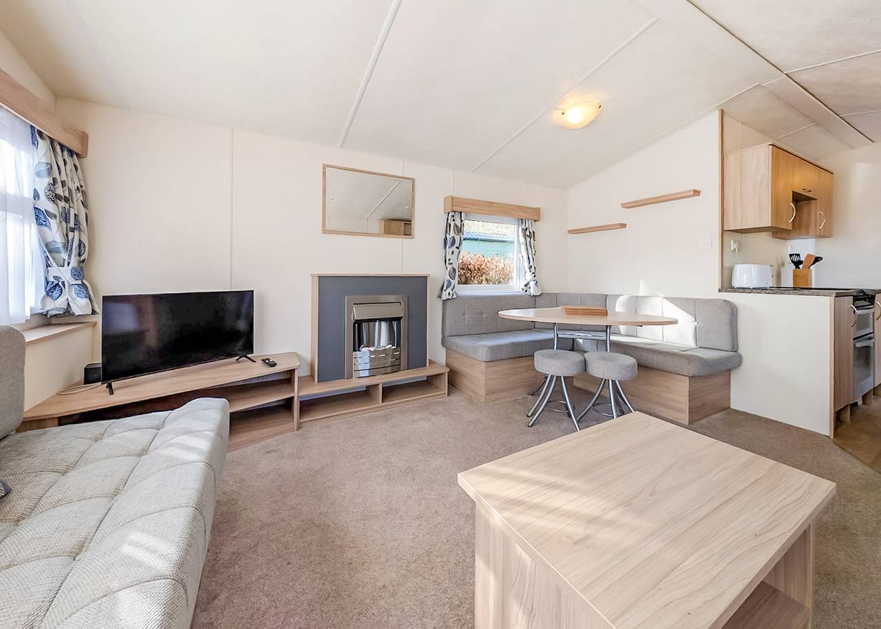 Silver 3 bedroom Caravan Pet Friendly in Penrith, Lake District