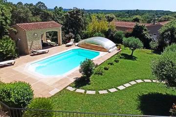 Cottage pour 8 personnes, avec jacuzzi et jardin à Méjannes-lès-Alès