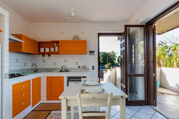 Gîte pour 4 personnes, avec balcon à Acireale - 2