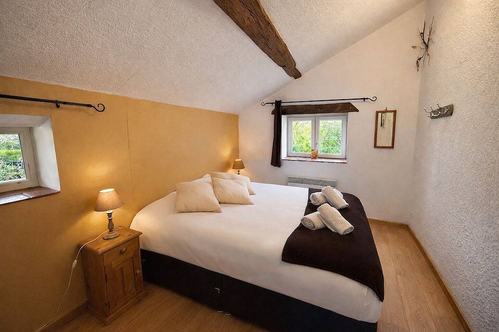 Gîte  les levés à 3km de Guedelon in Moutiers-en-Puisaye, Région d'Auxerre