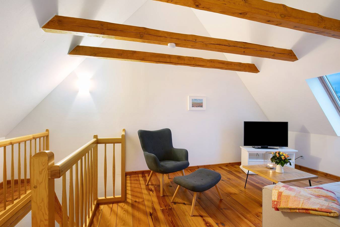 Ganze Wohnung, Ferienwohnung 'Haus Am See - Zur Roten Tür' mit Seeblick, privater Terrasse und Wi-Fi in Templin, Barnimerland Region