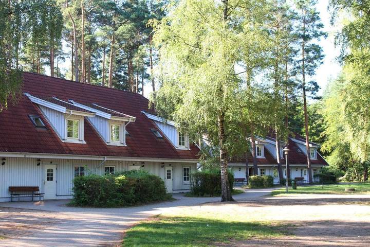 Ferienpark für 2 Personen, mit Terrasse und Garten sowie Sauna in Uckermark