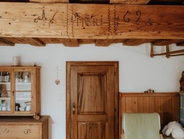 Ferienhaus für 2 Personen, mit Garten und Seeblick sowie Balkon und Ausblick am Wolfgangsee