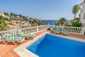 Villa for 6 People in Almuñecar, Granada Province, Photo 1