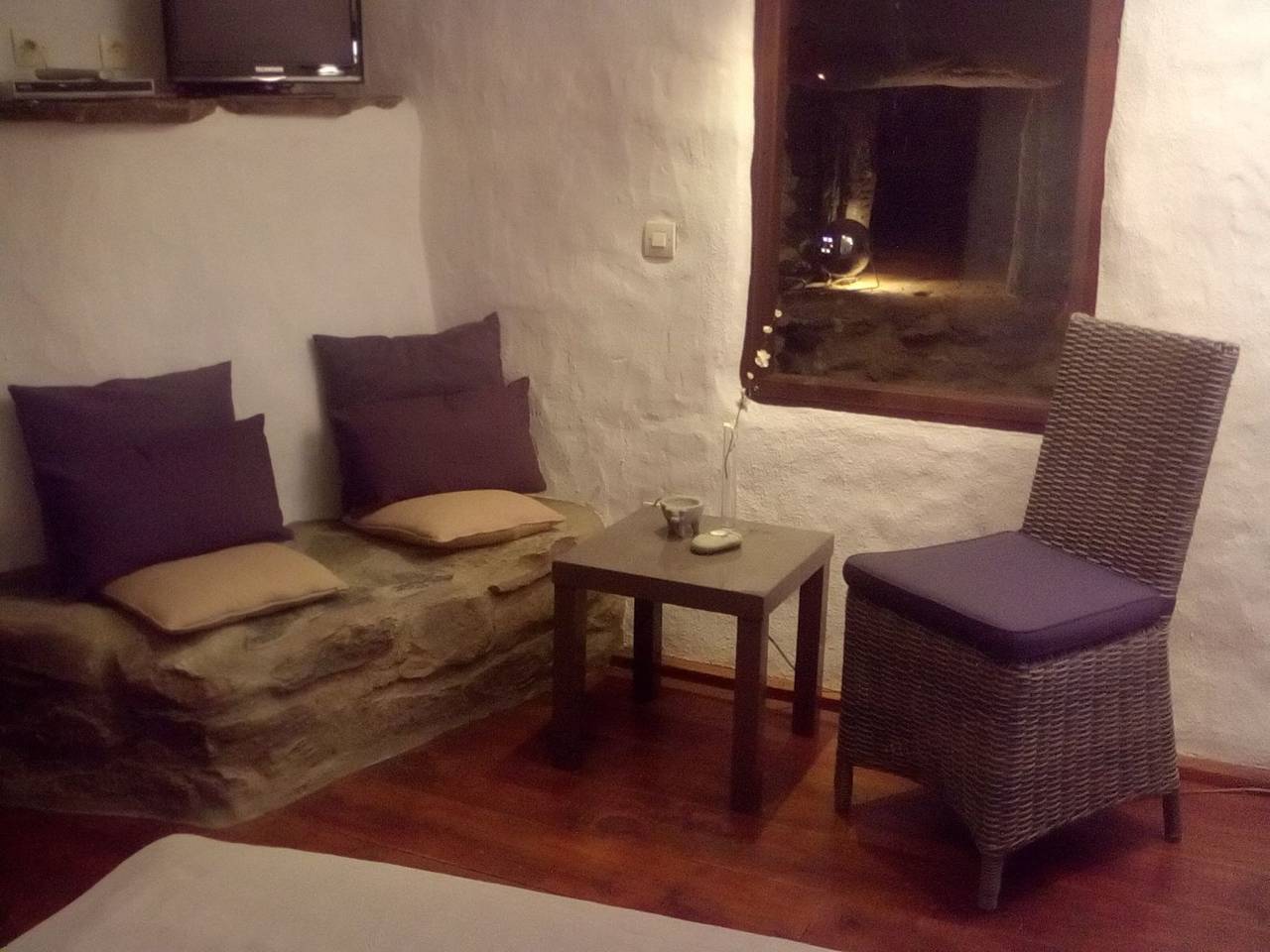 Ganze Wohnung, Sole e Ventu 30qm in San-Giovanni-di-Moriani, Corte und Umgebung
