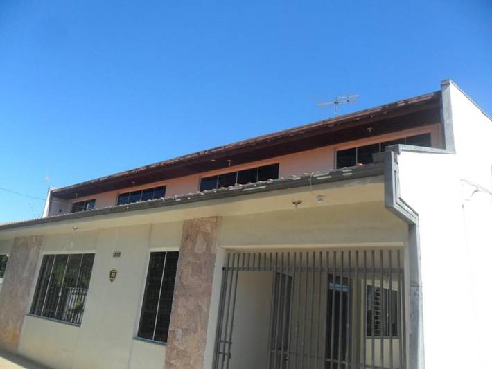 Casas e apartamentos de temporada para 30 pessoas, com terraço e vista, com animais de estimação em Curitiba