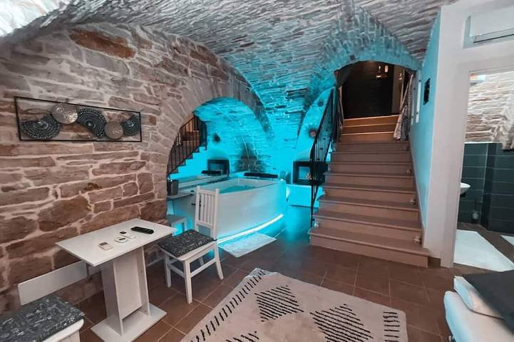Appartement de vacances pour 28 personnes, avec jacuzzi et sauna