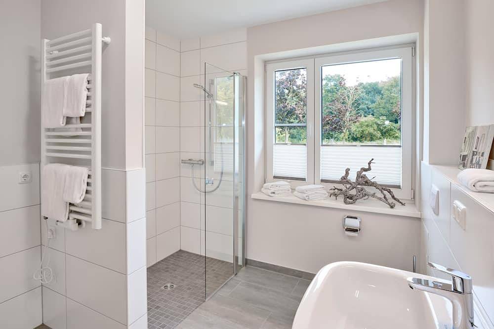 Ganze Wohnung, Landurlaub im ruhigen Basthorst in Crivitz, Ludwigslust-Parchim