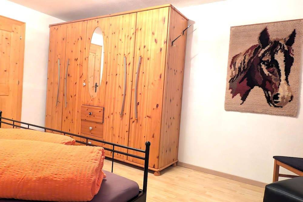 Ganze Wohnung, Schönes Apartment am bewirtschafteten Bauernhof in Lechtaler Alpen, Grins
