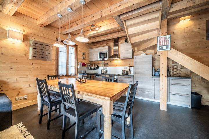 Chalet 'Charmant Aurore' mit privater Terrasse, privatem Garten und Wlan in Morzine, Les Portes du Soleil