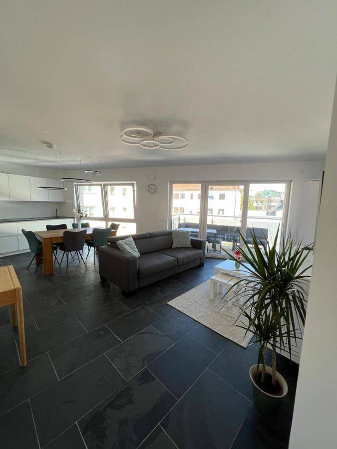 Ganze Wohnung, One-Bedroom Apartment in Mainz, Rheinhessen