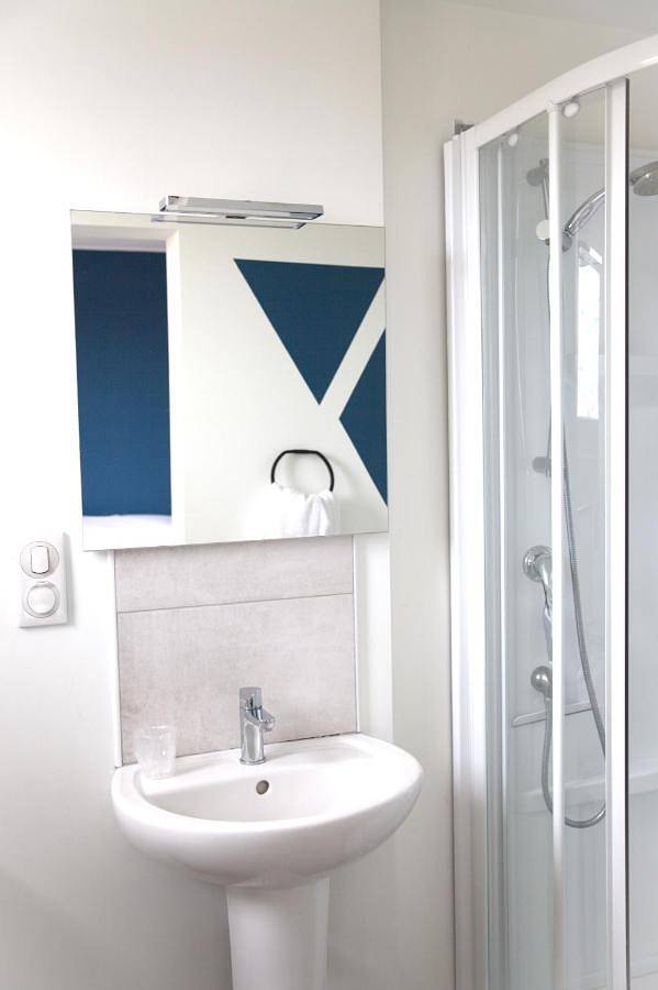 Hôtel pour 2 personnes, avec terrasse et jardin dans Valence-en-Poitou - 3