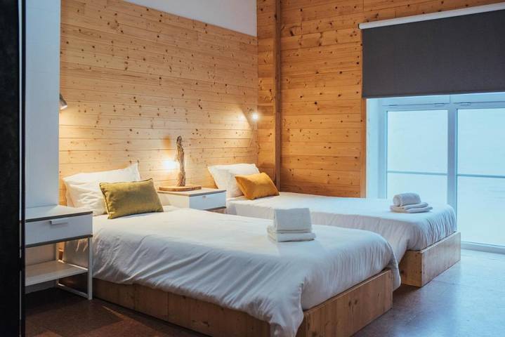 Albergue, con Terraza y Jardín además de Piscina para niños y Piscina en Peniche - 2