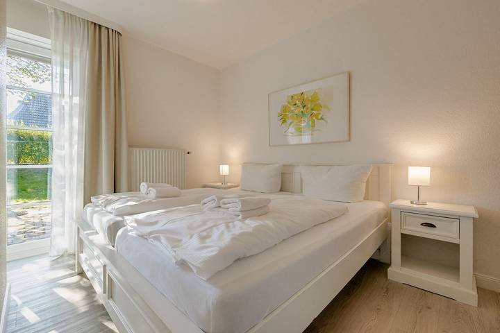 Ganze Wohnung, Stilvoller Rückzugsort mit Terrasse, Garten und Nordseeflair. in Westerland, Sylt (Gemeinde)