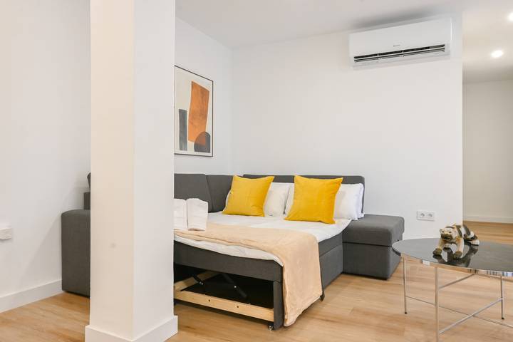 Ganze Wohnung, M Amplia Casa de 3 Dormitorios: Vive la Na in Madrid, Área Metropolitana de Madrid