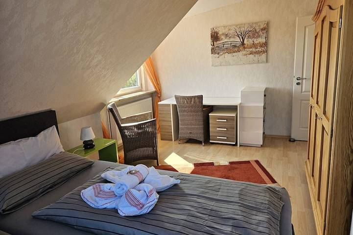Ganze Wohnung, Große 3-Zi.-Ferienwohnung Ostseenähe in Glasau, Südliche Ostseeküste