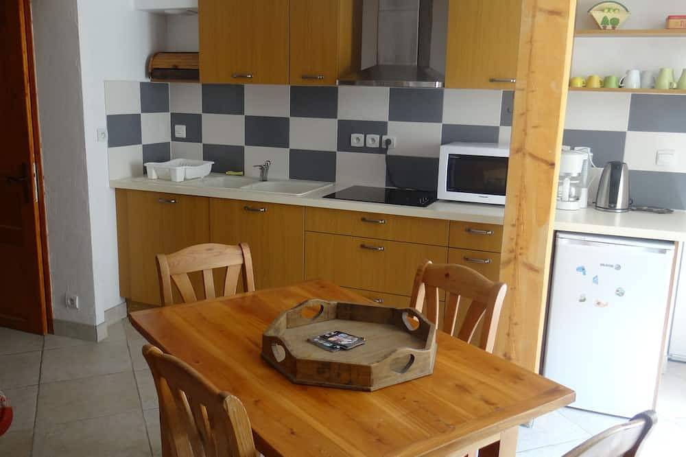 Apartamento entero, Estudio grande 35 M² 2/4 lugares a 100 m de La Télecabine Maurienne a través de Val Thorens in Orelle, Región de Saint-Jean-de-Maurienne