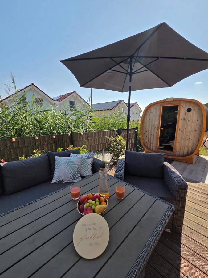 Ferienhaus für 6 Personen, mit Garten und Seeblick sowie Ausblick und Sauna, kinderfreundlich in Mücheln (Geiseltal) - 2