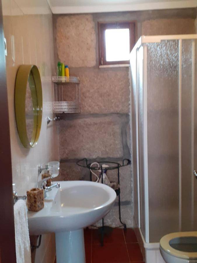 Location de vacances pour 11 personnes, avec vue et terrasse, animaux acceptés à Cabril - 2