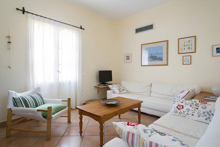 Location de vacances pour 8 personnes, avec jardin dans Syros - 3