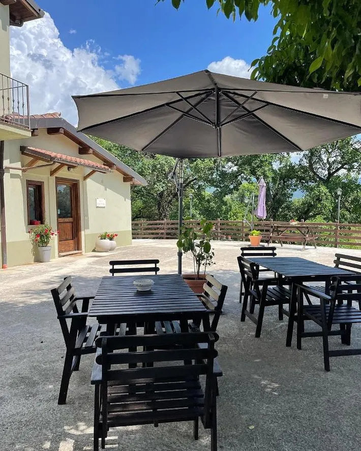 Alojamiento y desayuno para 4 personas, con jardín y vistas - 1