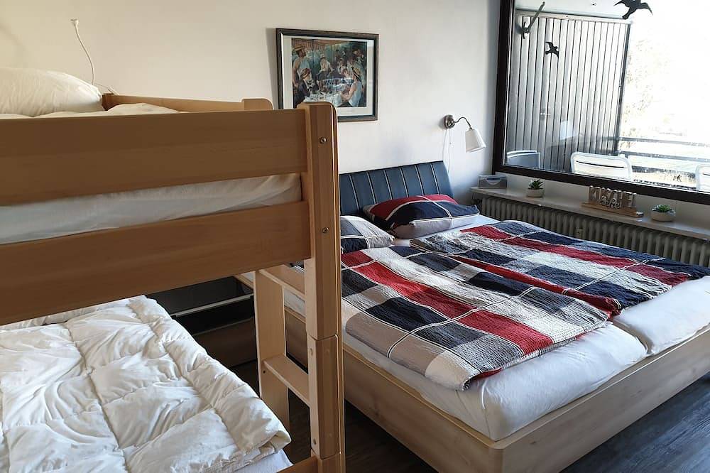 Ganze Wohnung, Top ausgestattete Ferienwohnung mit Schwimmbad und Sauna - 10 Min. zum Weißensee in Weißensee, Füssen