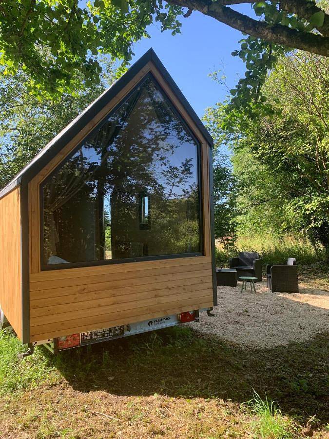 Gîte pour 2 personnes, avec Terrasse ainsi que Jardin et Vue à Nottonville