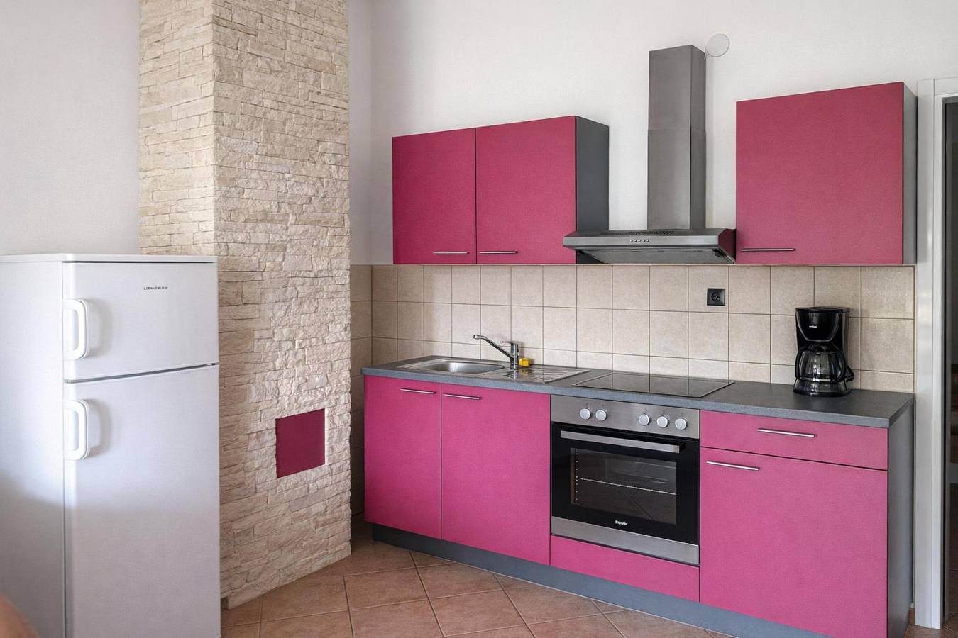 Ganze Wohnung, Pool Apt 3 - Novi Vinodolski (Ground) in Novi Vinodolski, Primorje-Gorski Kotar