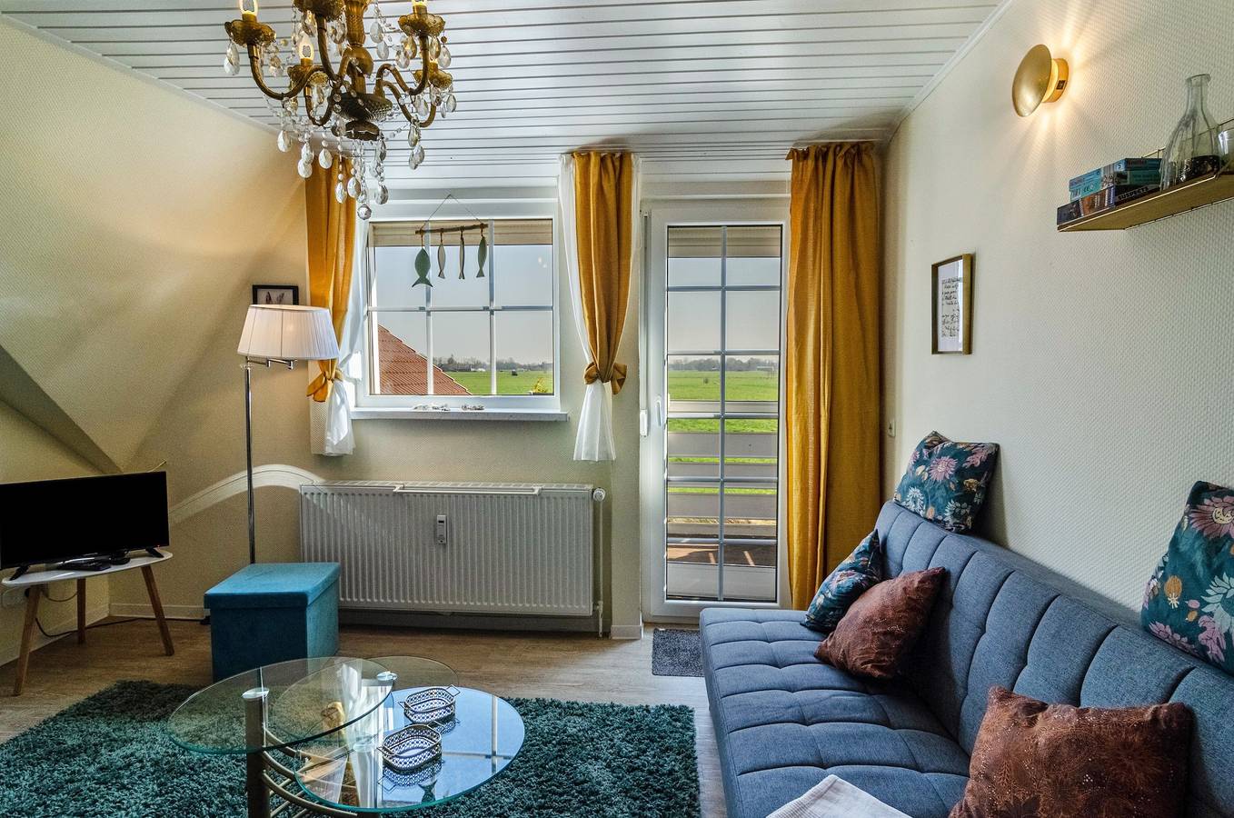 Ganze Wohnung, Ferienwohnung 'Ruheinsel' mit Gemeinschaftsterrasse, Gemeinschaftsgarten und Balkon in Jade, Nordseeküste