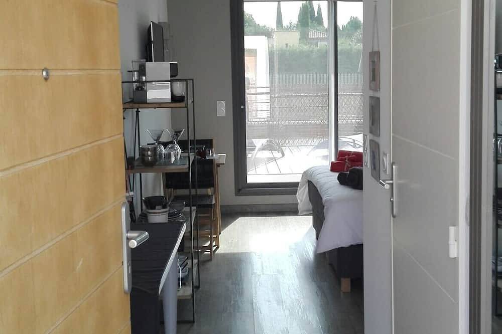 Apartamento entero, Estudio apartotel, terraza, piscina, parking Aix en Pce - clasificado 3 estrellas in Éguilles, Region de Aix-en-Provence