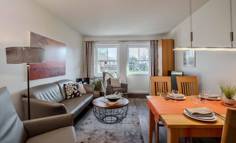 Ferienwohnung für 4 Personen, mit Ausblick und Garten in Staberdorf - 2