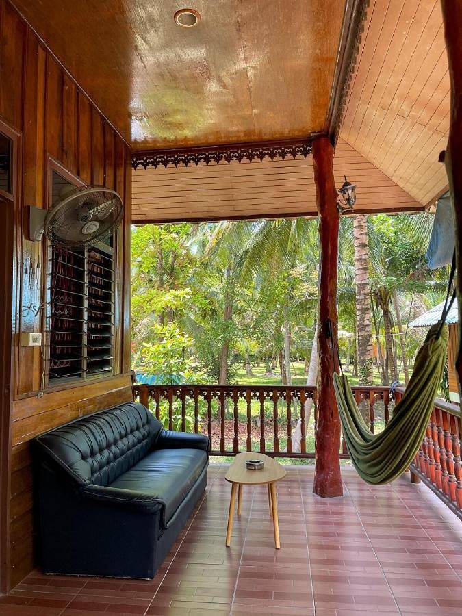 Ferienwohnung für 3 Personen, mit Ausblick und Garten sowie Balkon auf Koh Phangan