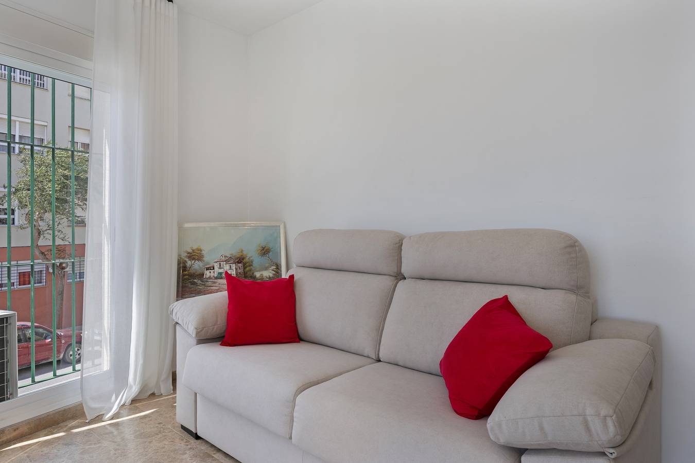 Apartamento entero, Apartamento 'Apartamento Los Jardines' con piscina compartida, Wi-Fi y aire acondicionado. in El Puerto de Santa María, Costa de la Luz