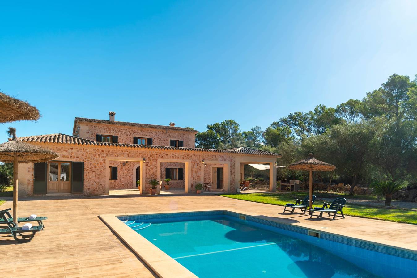 Exklusive Villa auf Mallorca für 12 Personen: Pool, Garten und Whirlpool in Sencelles, Mallorca Inselmitte