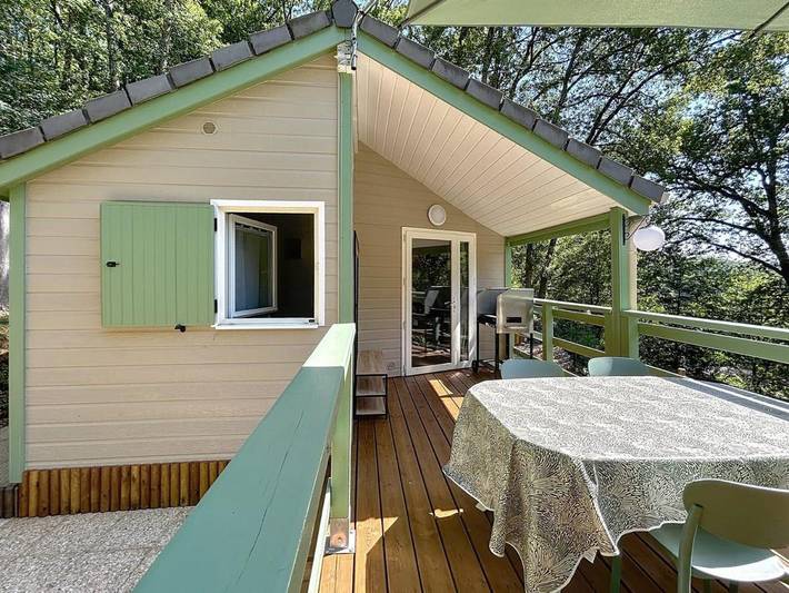 Gîte pour 6 personnes, avec piscine et jardin, animaux acceptés à Lissac-sur-Couze - 2