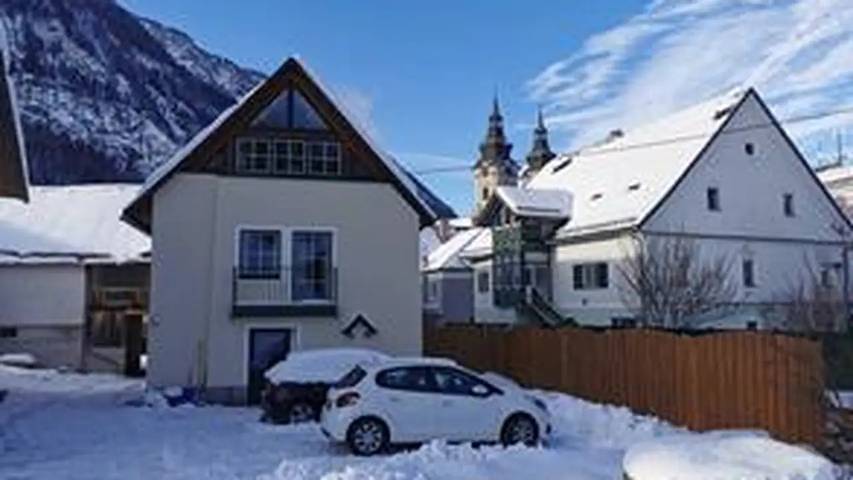 Hütte für 6 Personen, mit Terrasse und Garten in Spital am Pyhrn