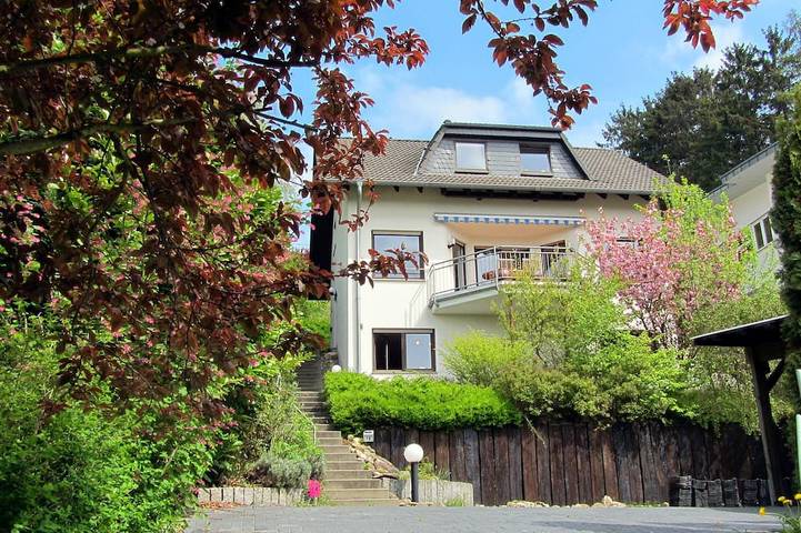 Ferienwohnung für 3 Personen, mit Terrasse und Garten in Siebengebirge