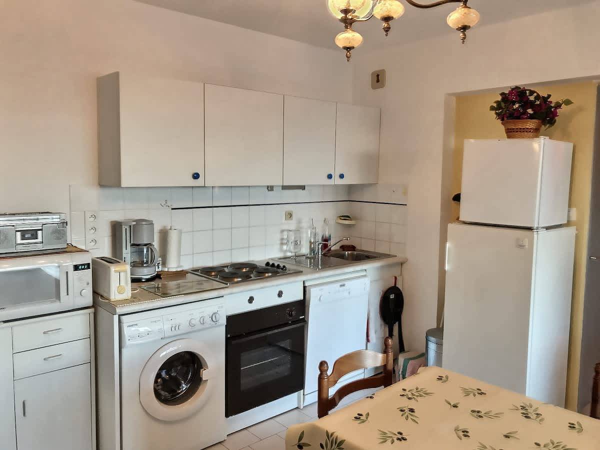 Entire apartment, Le Carreyrou 2 - Confortable appartement  in Valras-Plage, Côte d'Améthyste