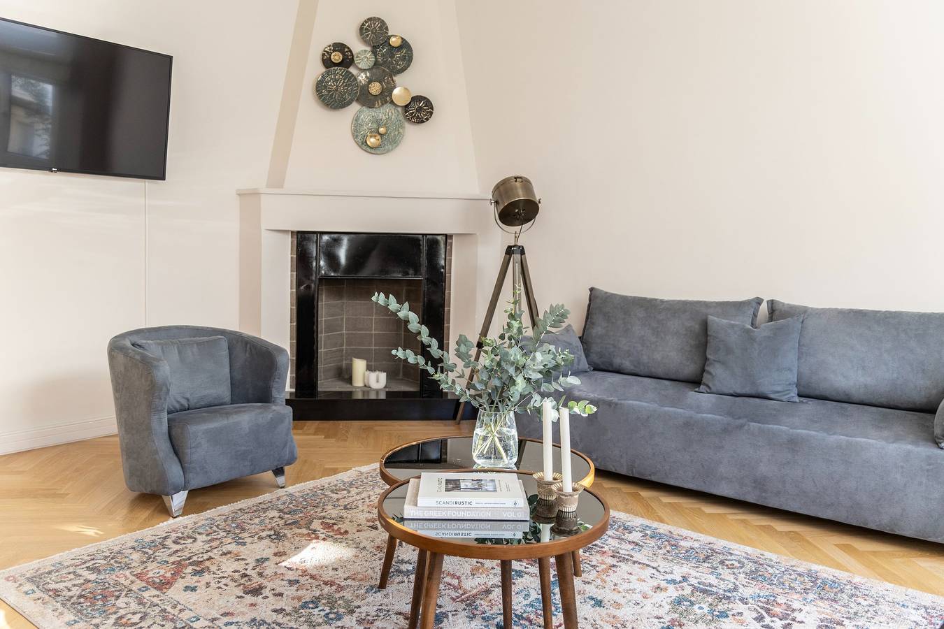 Entire apartment, Kolonaki Chic Haven - A Downtown Retreat in Central Section of Athens, Athens