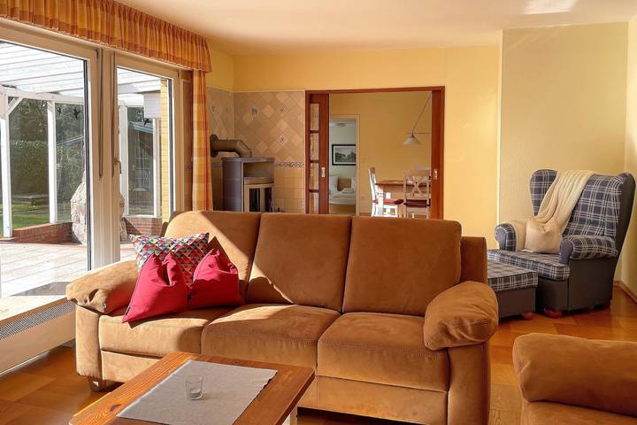 Ferienhaus für 4 Personen, mit Balkon und Garten sowie Whirlpool auf Föhr - 2