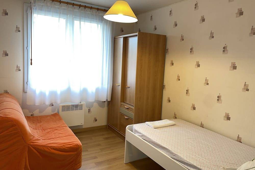 Appartement entier, Beau F4 familial proche d'Orly et Paris in Ris-Orangis, Essonne
