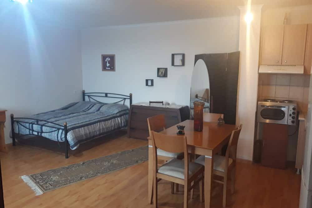 Διαμέρισμα est en cours de traitement in Petra (Griechenland), Lesbos