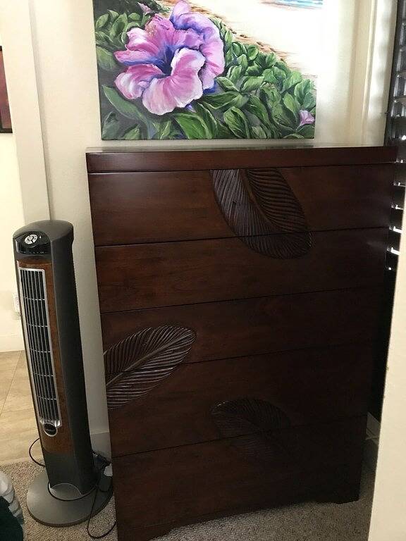 Vacation rental for 2 people, with yard and pool as well as hot tub and balcony in Poipu