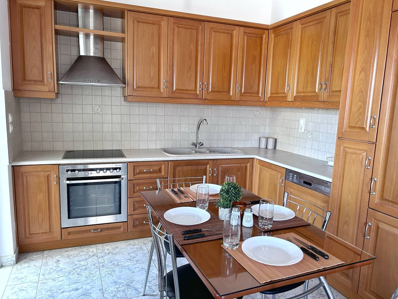 Casa Vacanze 'La Casa Di Leone Casa Sorella' con Vista Mare, Wi-Fi e Aria Condizionata in Regione di Iraklio - Heraklion