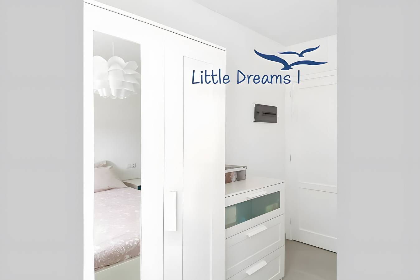 Apartamento inteiro, Apartamento de Férias 'B-rent San Valentin Little Dreams' com Piscina, Terraço e Wi-Fi in Corralejo, La Oliva