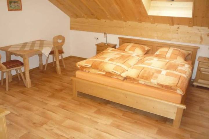 Ferienwohnung für 8 Personen, mit Terrasse in Böbrach - 2