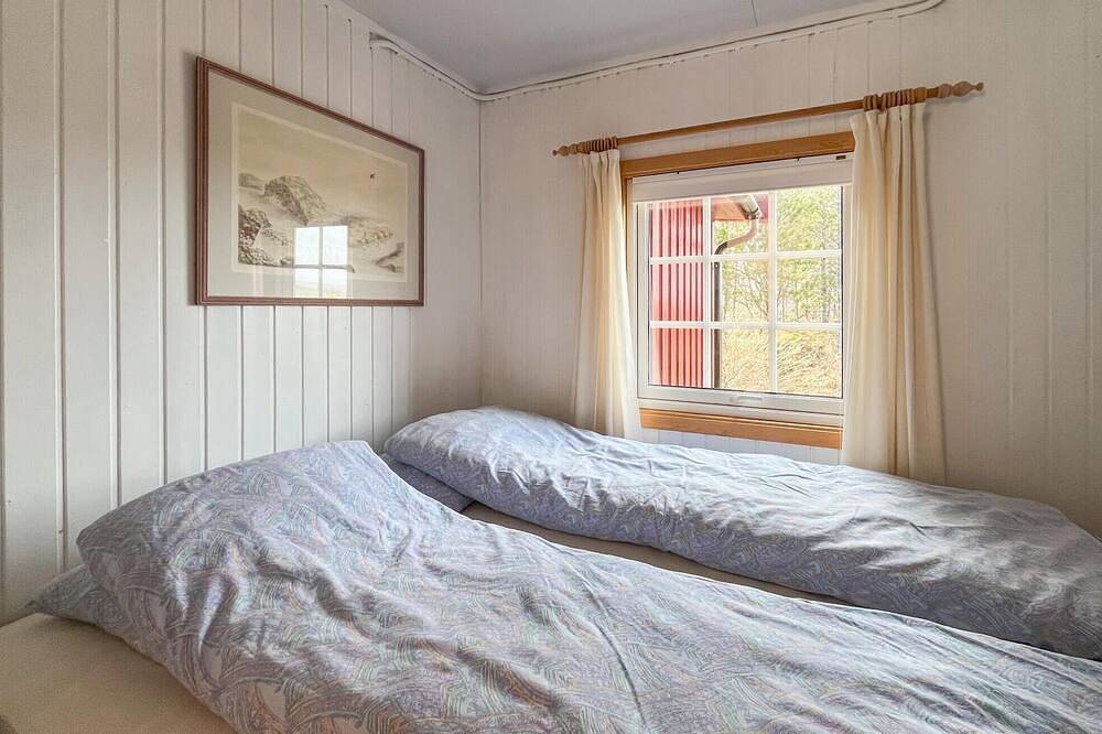 Schönes Haus mit 2 Schlafzimmern in Indre Nerøy in Nærøy