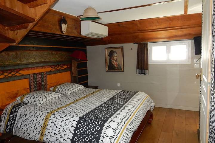 Péniche pour 2 personnes, avec balcon et jardin en Nouvelle-Aquitaine - 3