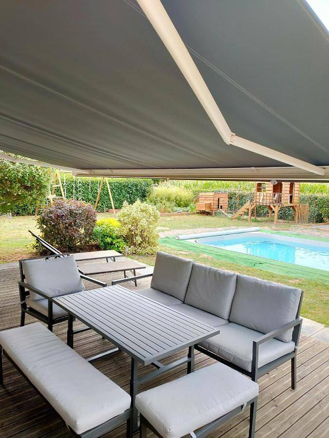 Chambre d’hôte pour 6 personnes, avec Terrasse ainsi que Jardin et Piscine